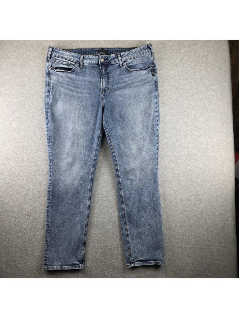 Silver Jeans Co Avery Straight Plus Size 20 Blue Light Wash Stretch Denim